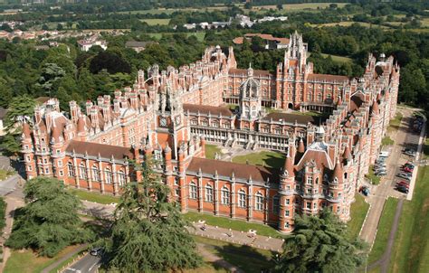 Royal Holloway, University of London .